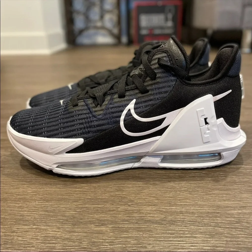 Nike Lebron Witness 6 sz 10.5
